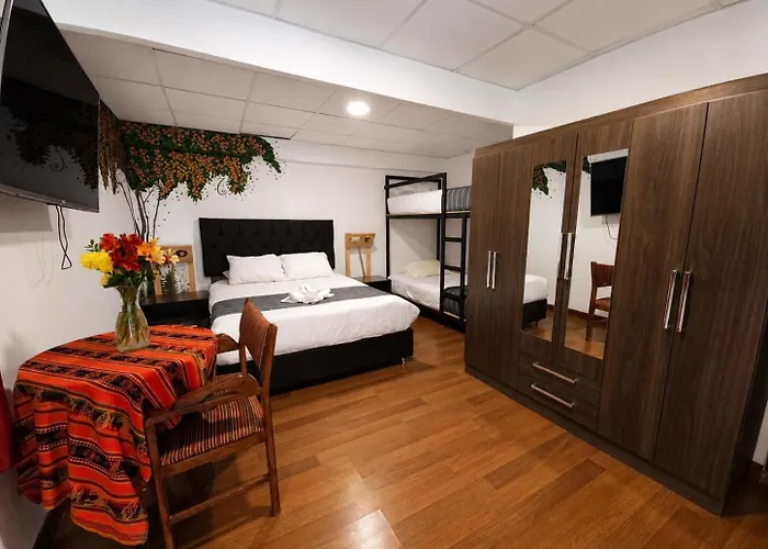 Valle Verde, & Lodge *
